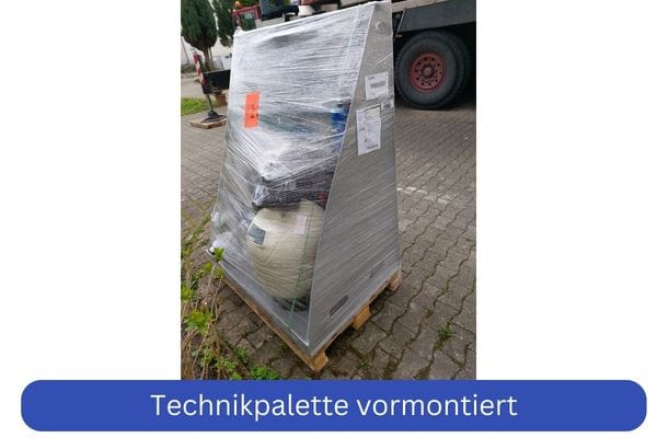Vormontierte Technikpalette für einen PP Pool